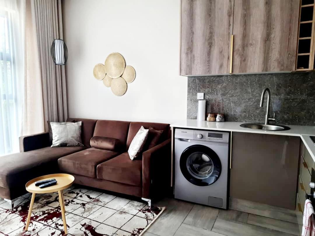 Instahomes By Tru - Garden Suites Μπλαντάιρ Εξωτερικό φωτογραφία